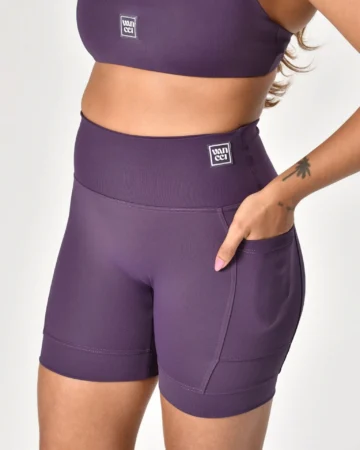 Alternative view of Short Race Darkberry